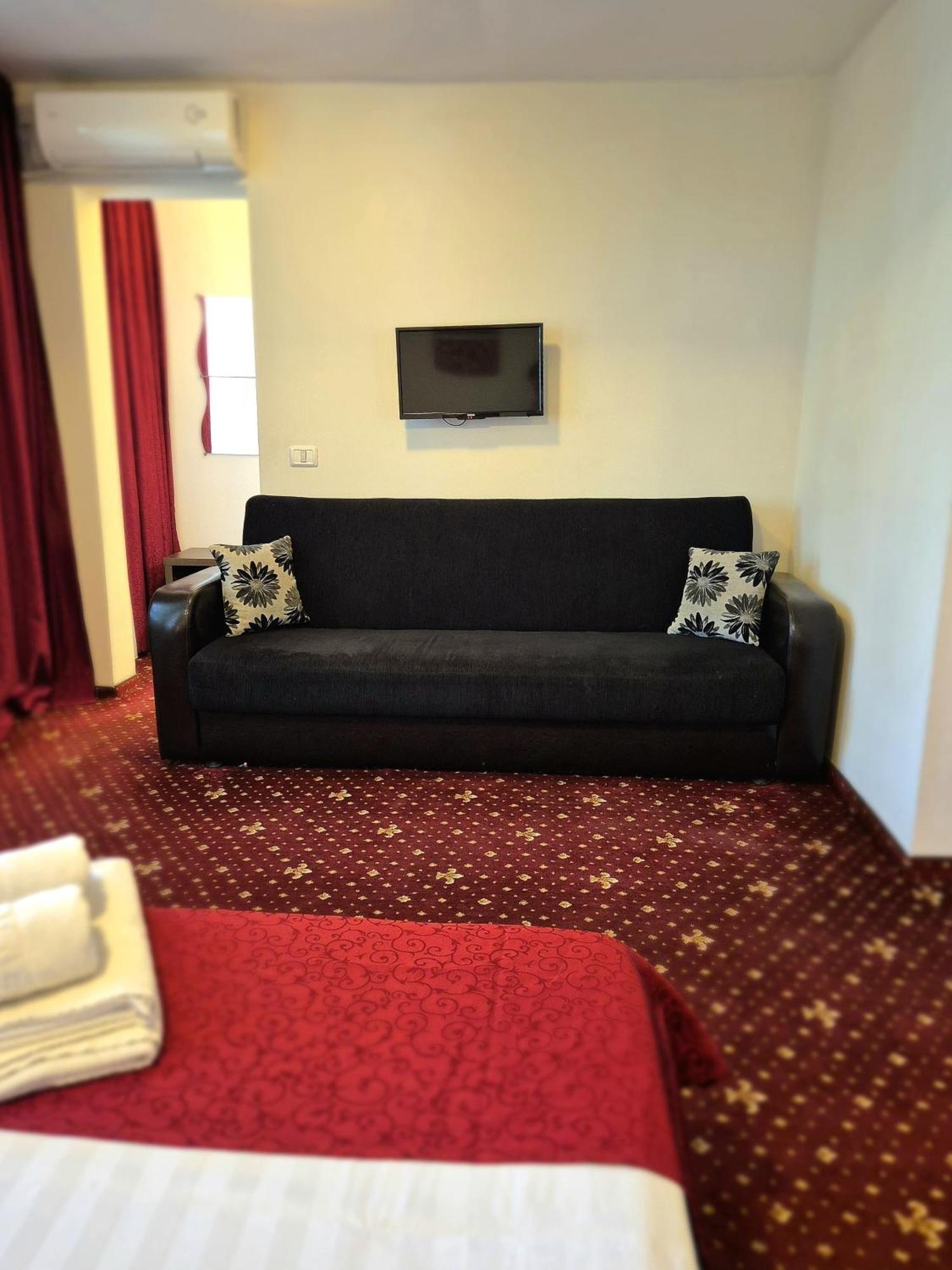 Marie Hotel 3*